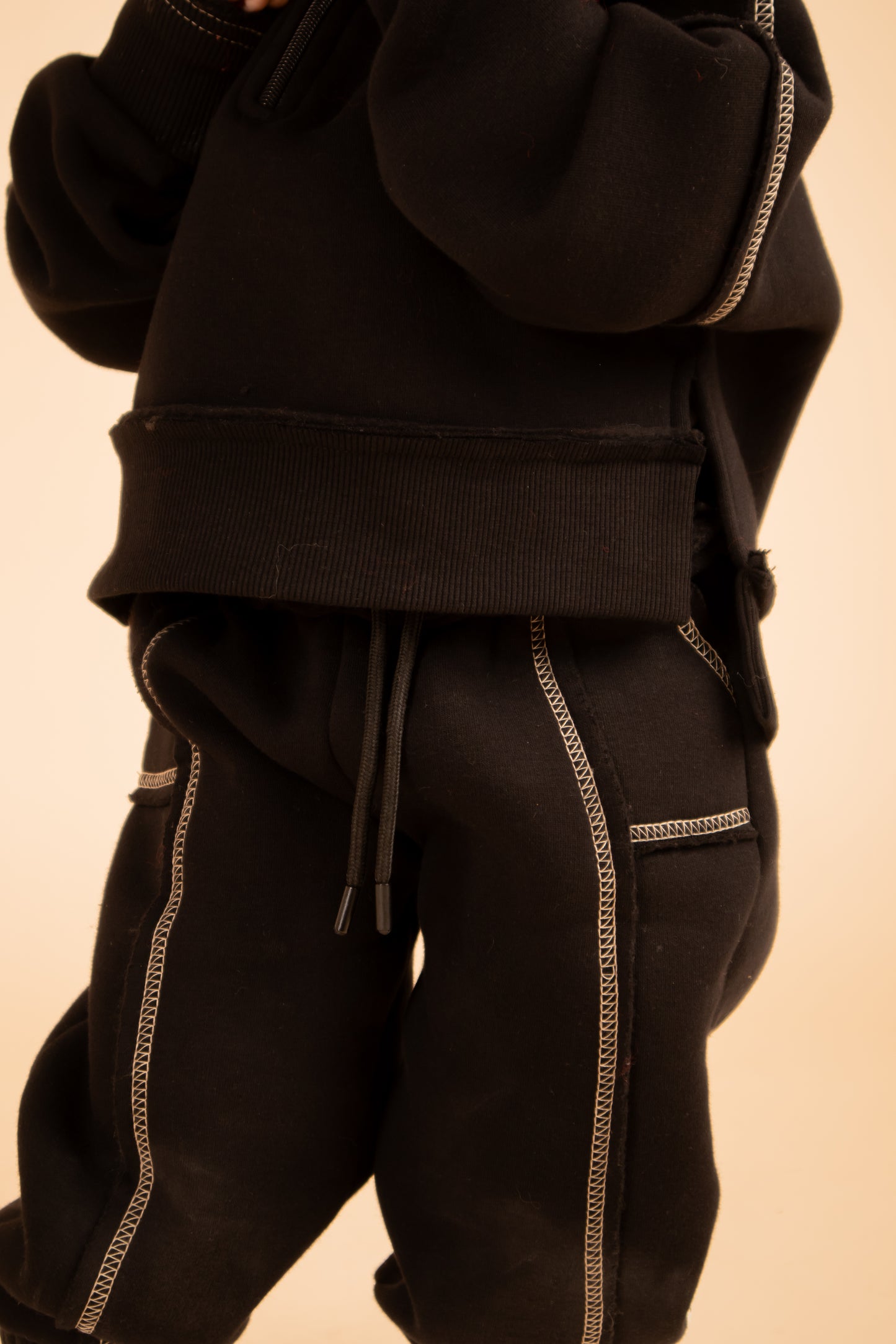 The Rough-Cut in Black