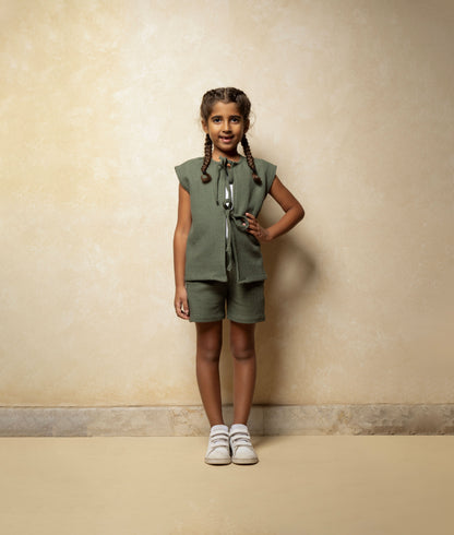 Knit & Knot in Olive-Girls
