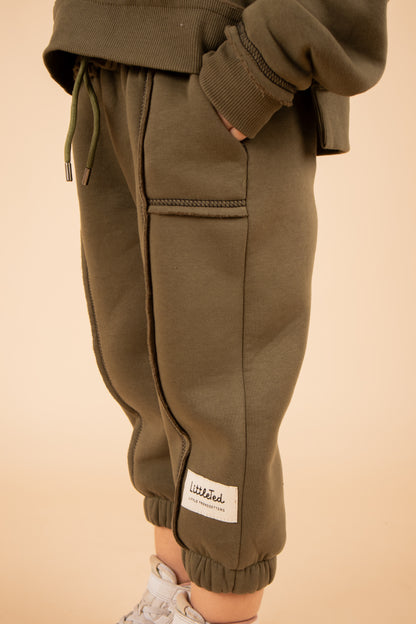 The Rough-Cut in Olive Green-Unisex